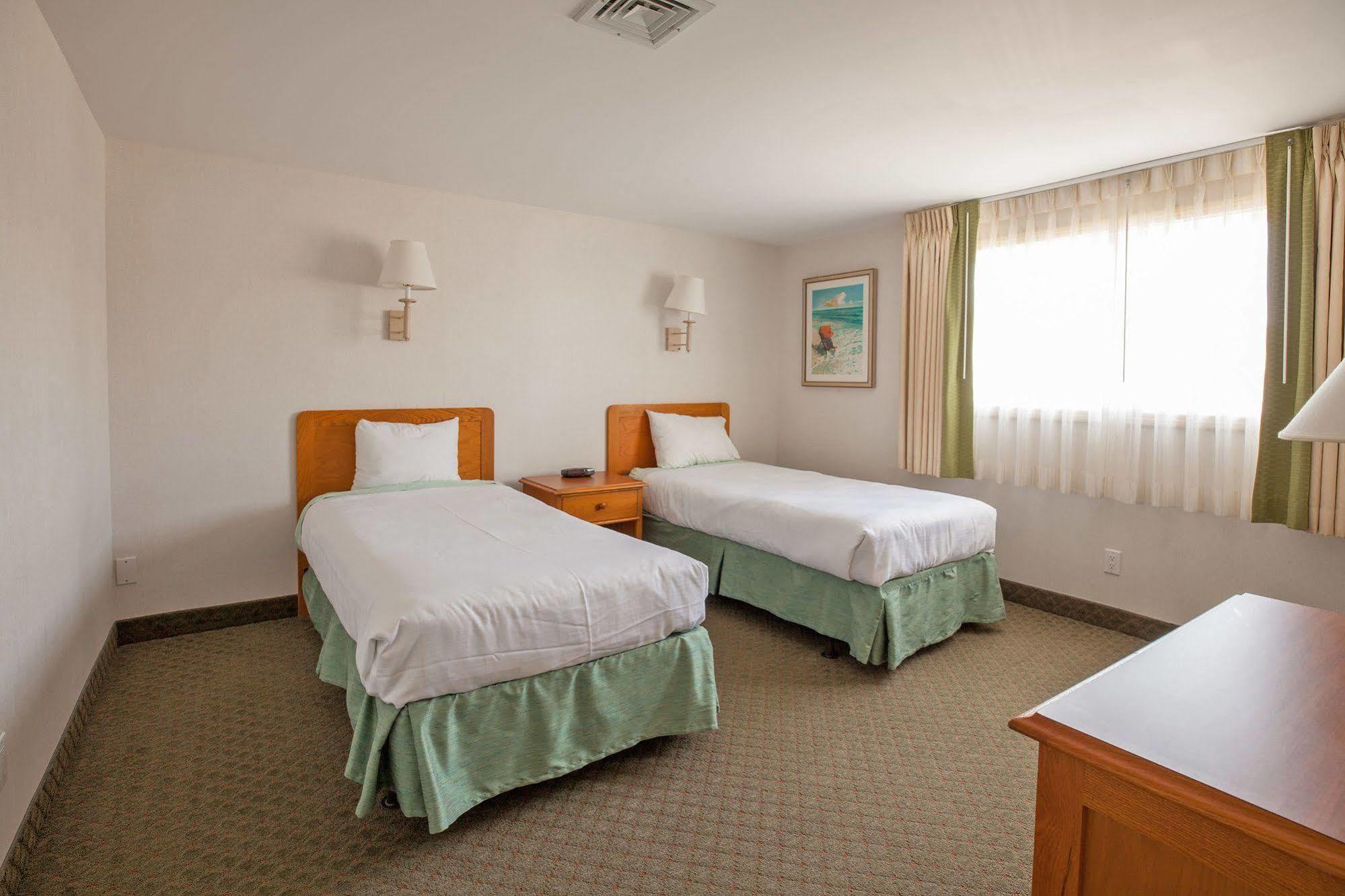 ווסט יארמאות' Green Harbor Resort מראה חיצוני תמונה